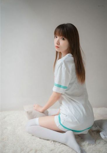 扛着英语老师白腿输出_蓝光手机在线看